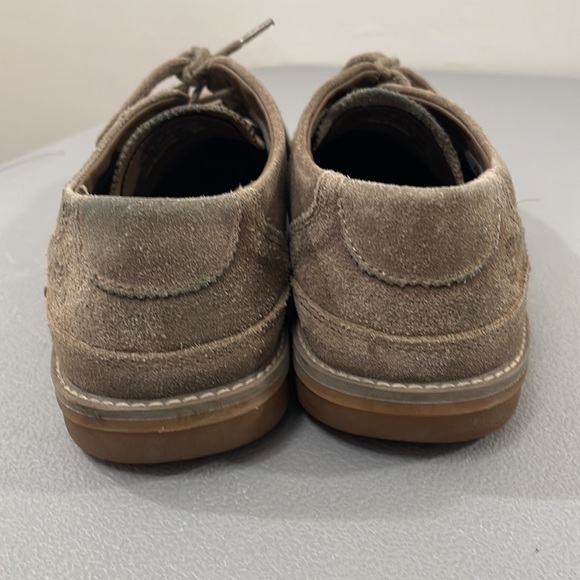 Timberland Suede Finish Oxford. Size 9.5. - Picture 3 of 16